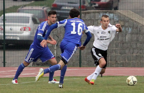 IV liga: Karkonosze - Miedź II 0:0