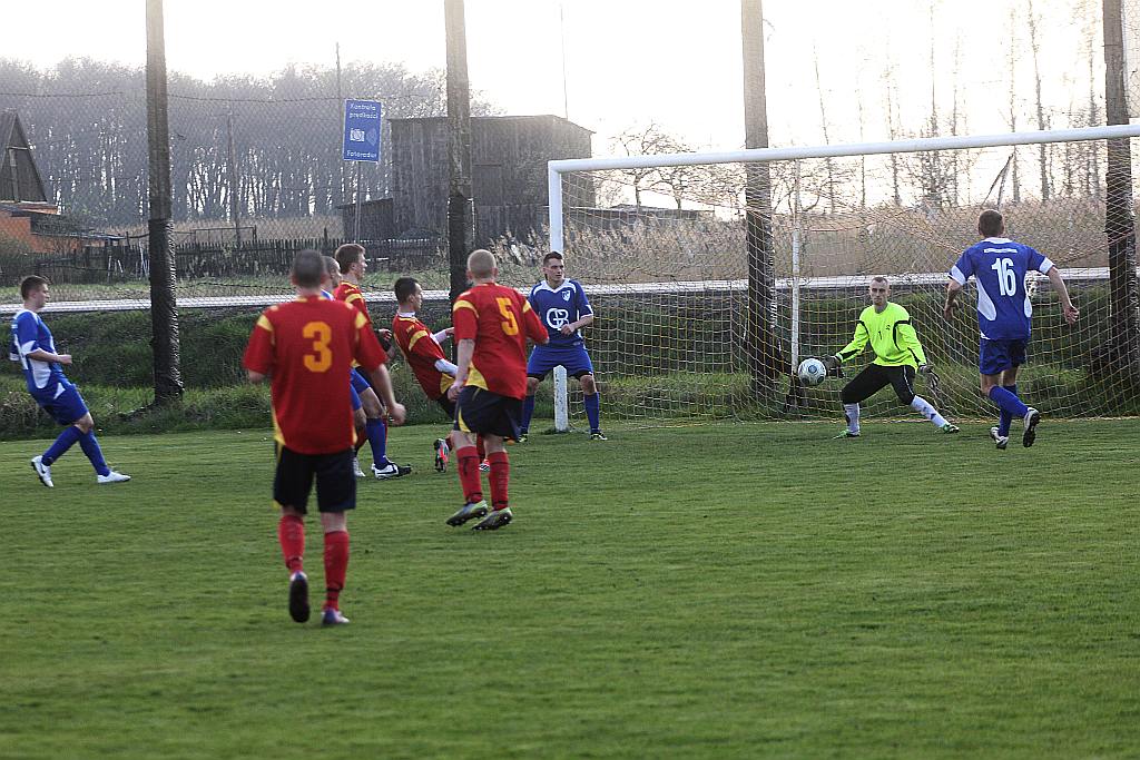 Okręgówka: Iskra - Czarni 0:0