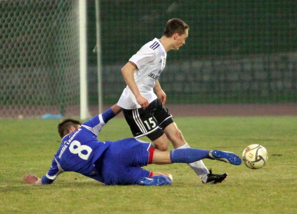 IV liga: Karkonosze - Miedź II 0:0