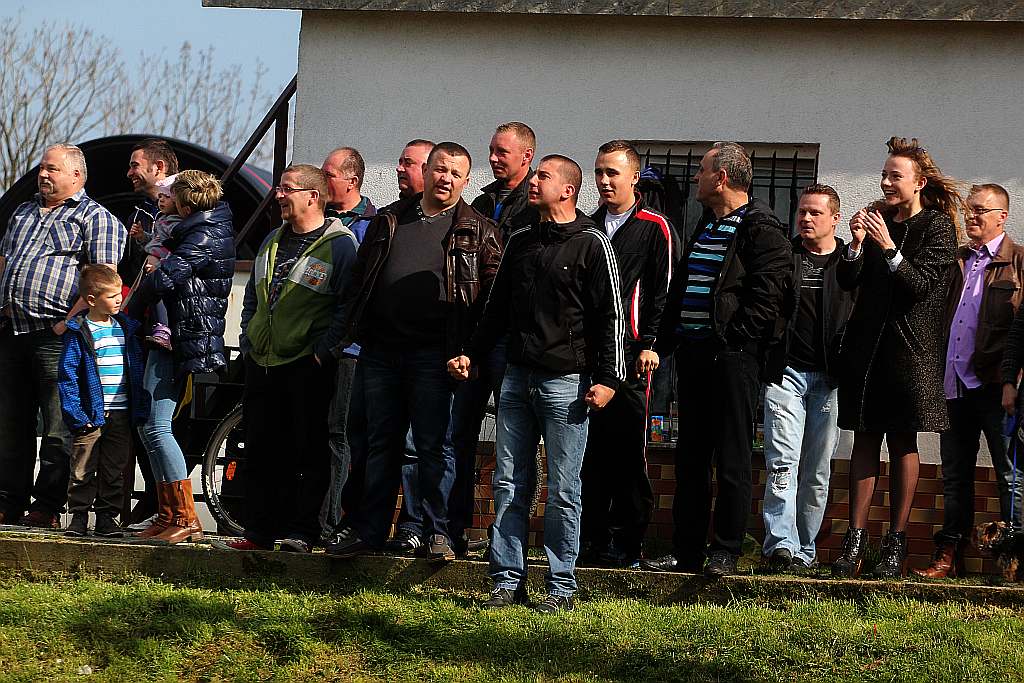 Klasa B: Błękitni - Grom 3:3