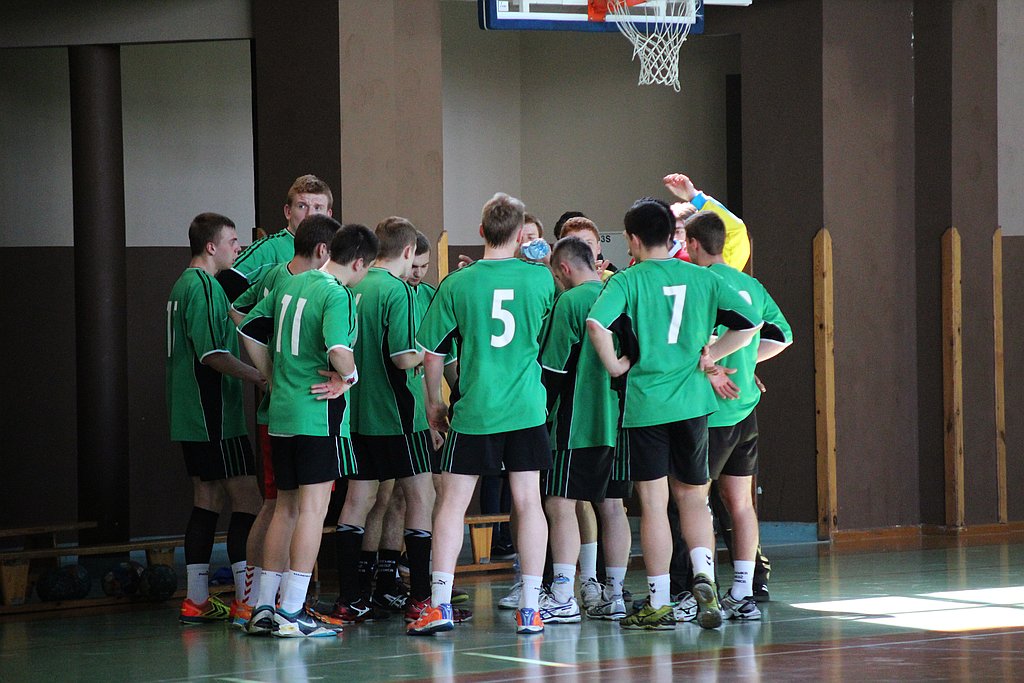 Henrykówka mistrzem strefy w piłkę ręczną!