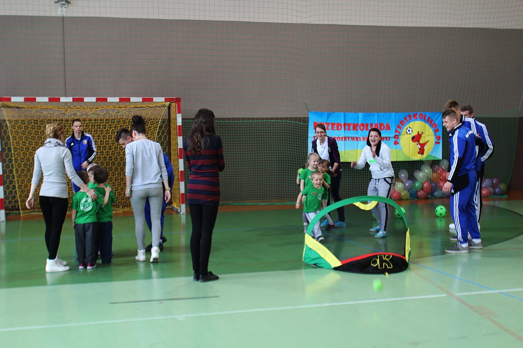 Sportowe zmagania przedszkolaków