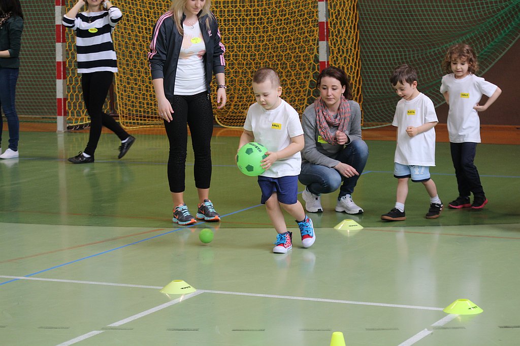 Sportowe zmagania przedszkolaków