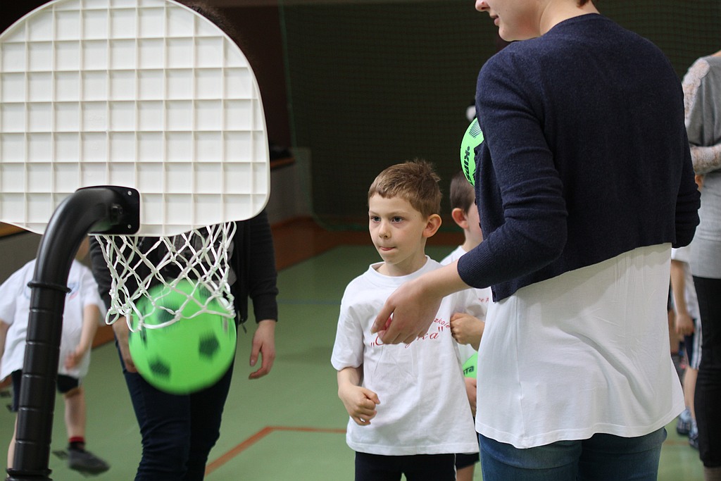 Sportowe zmagania przedszkolaków