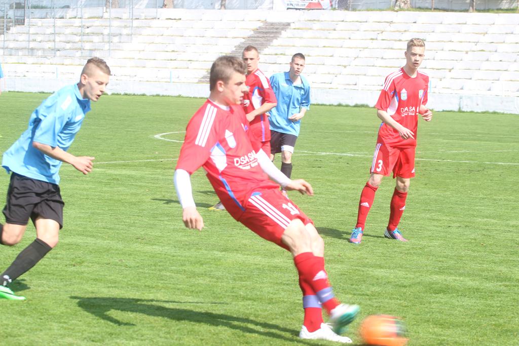 LDJ: Konfeks Legnica - Miedź Legnica 1:2 (0:1)