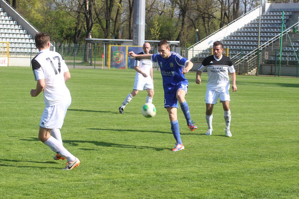 4. liga: Miedź II Legnica - BKS Bolesławiec 2:2