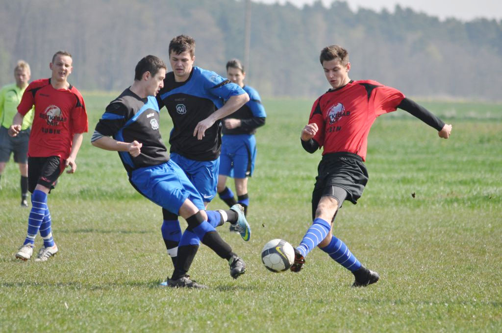 KLASA B: Grom Gromadzyń-Wielowieś - Cicha Woda 6:0
