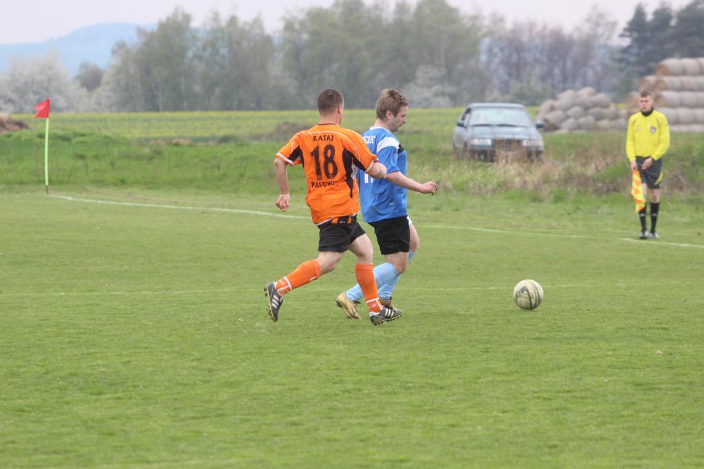 KLASA A: Błękitni Kościelec - Rataj Paszowice 1:2