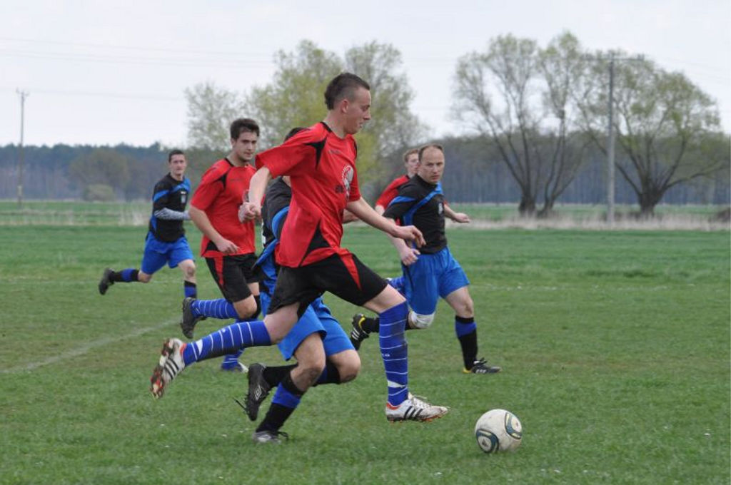 KLASA B: Grom Gromadzyń-Wielowieś - Cicha Woda 6:0