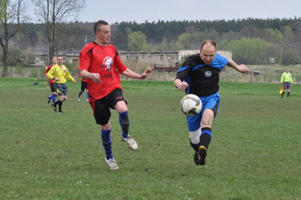 KLASA B: Grom Gromadzyń-Wielowieś - Cicha Woda 6:0