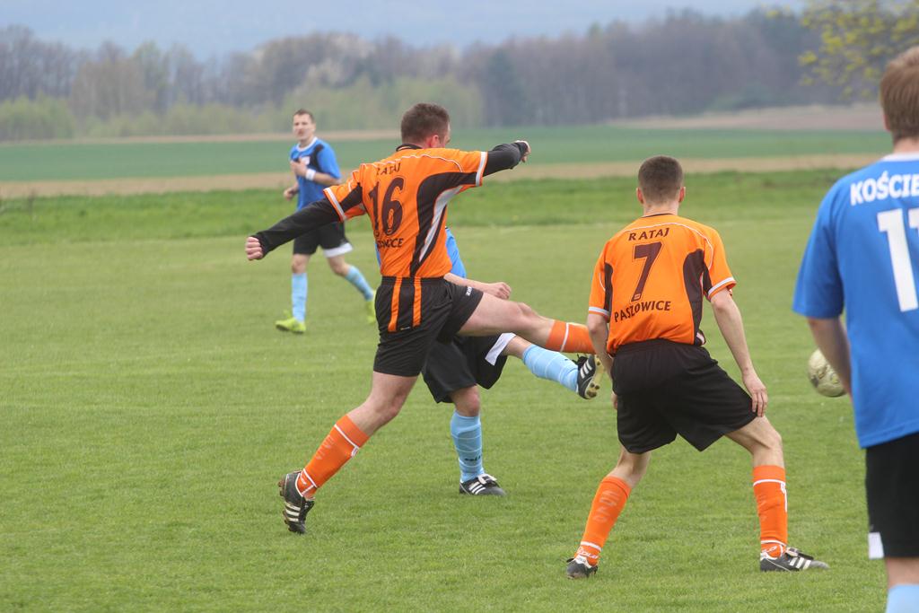 KLASA A: Błękitni Kościelec - Rataj Paszowice 1:2