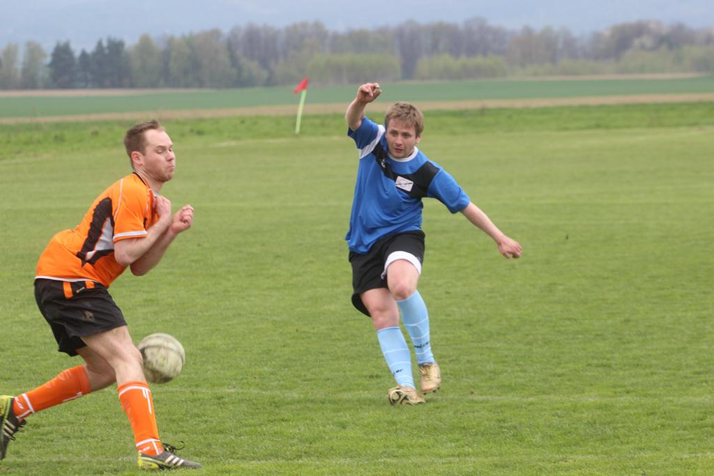 KLASA A: Błękitni Kościelec - Rataj Paszowice 1:2