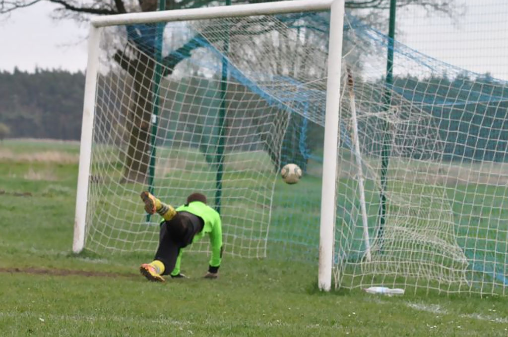 KLASA B: Grom Gromadzyń-Wielowieś - Cicha Woda 6:0