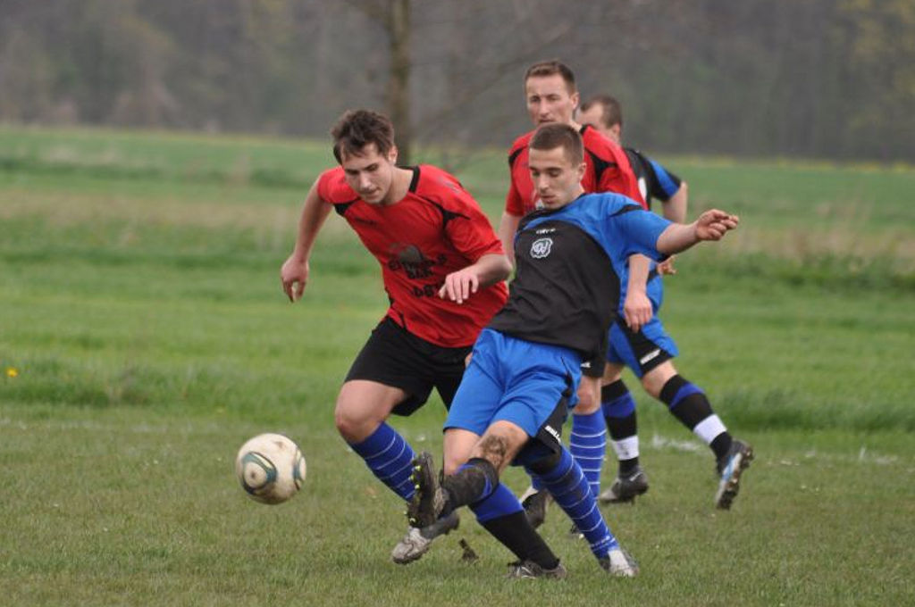 KLASA B: Grom Gromadzyń-Wielowieś - Cicha Woda 6:0