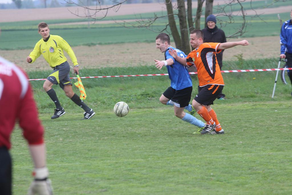 KLASA A: Błękitni Kościelec - Rataj Paszowice 1:2