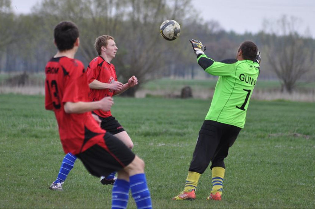 KLASA B: Grom Gromadzyń-Wielowieś - Cicha Woda 6:0
