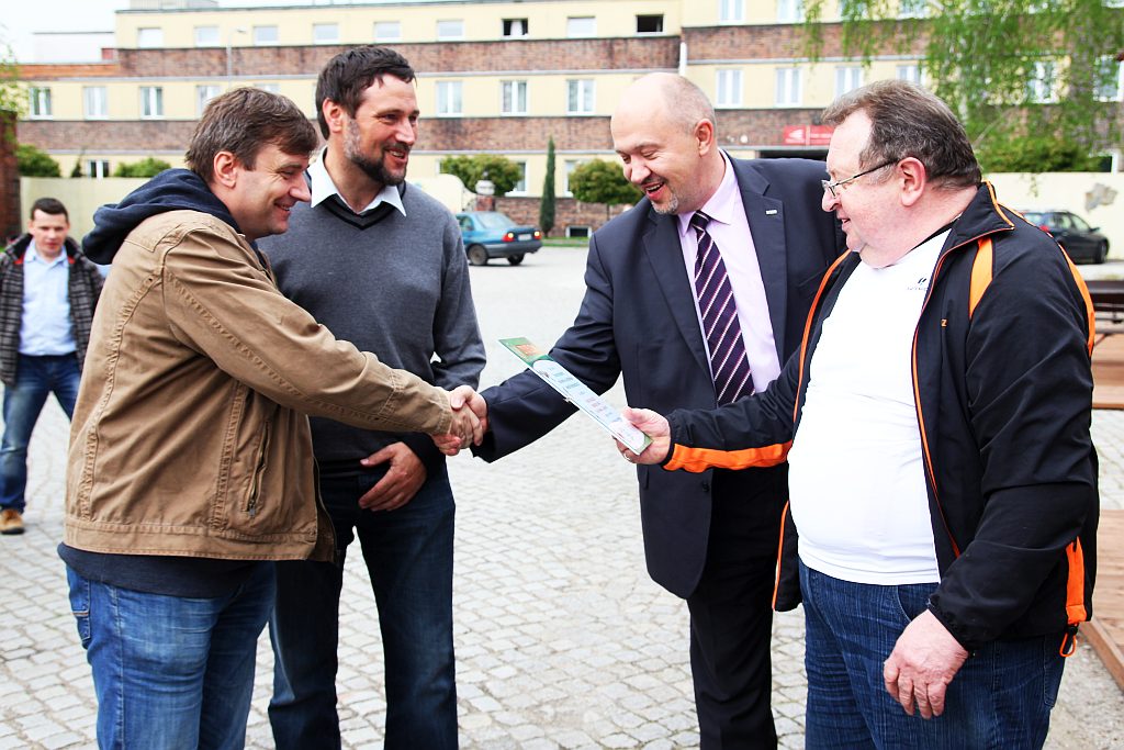 Wręczenie pucharów w spartakiadzie