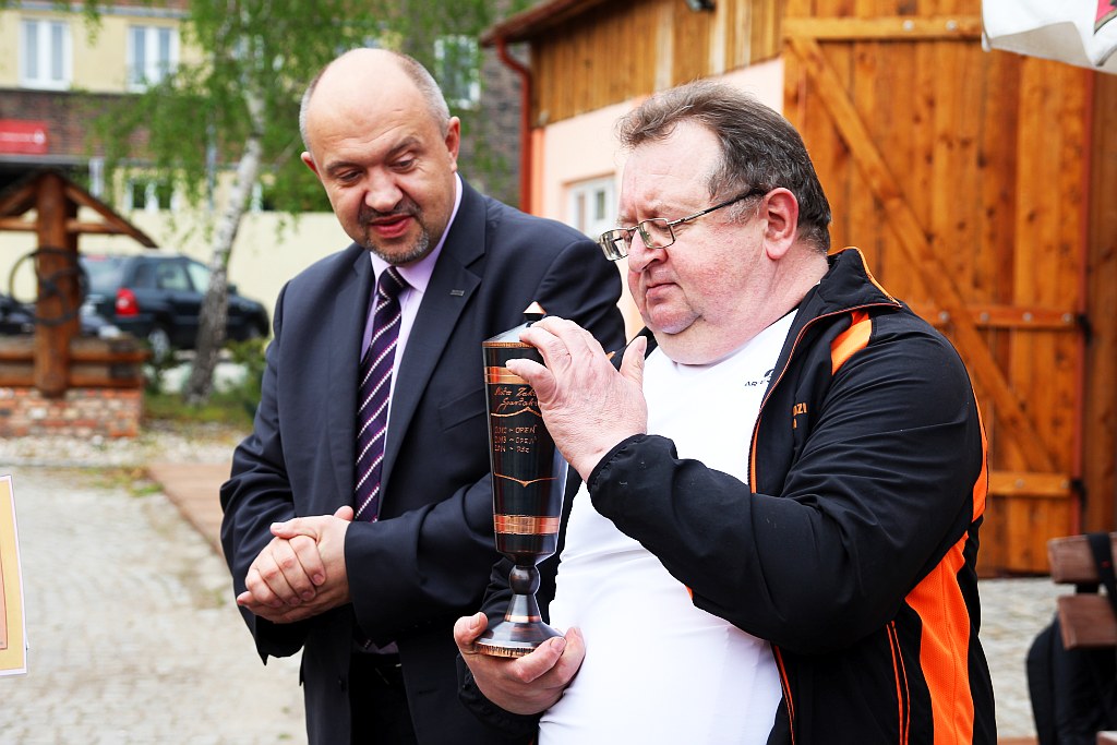 Wręczenie pucharów w spartakiadzie