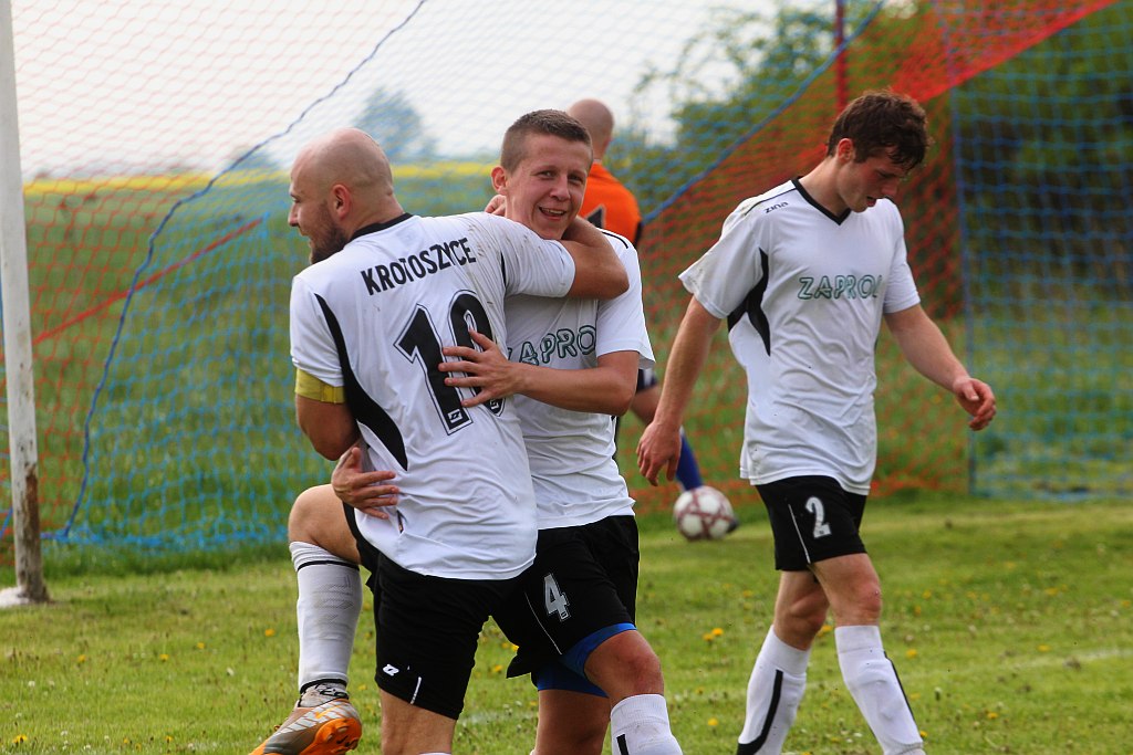 Klasa B: Czarni - Gryf Olimpia 2:8