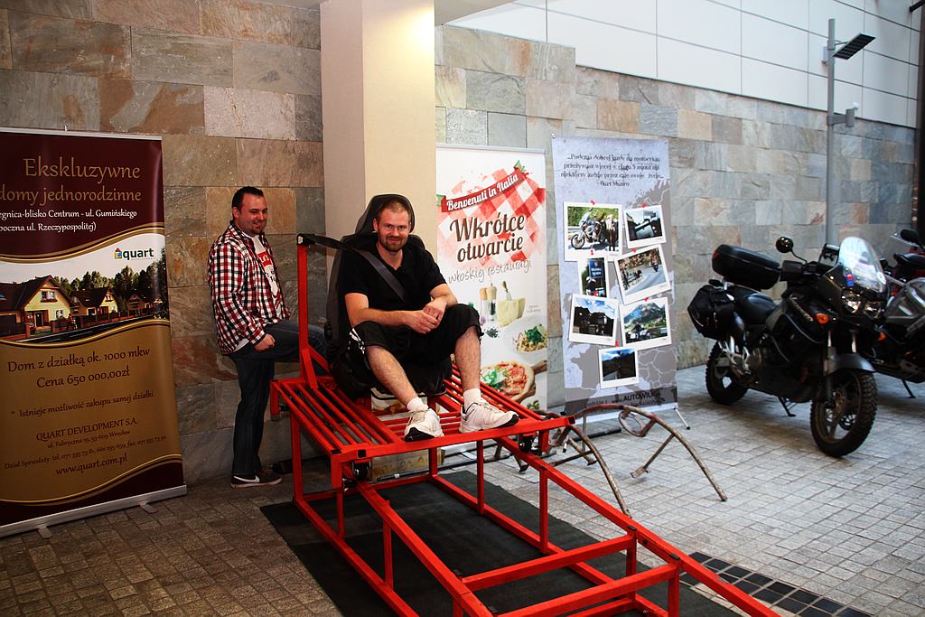 Motocyklowe szaleństwo w Galerii Piastów