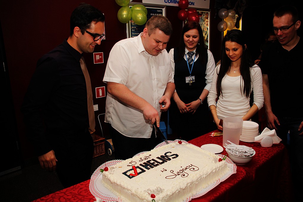 Urodzinowy tort w kinie Helios