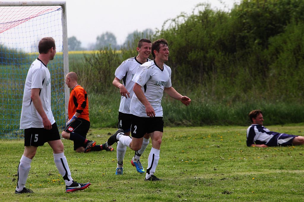 Klasa B: Czarni - Gryf Olimpia 2:8