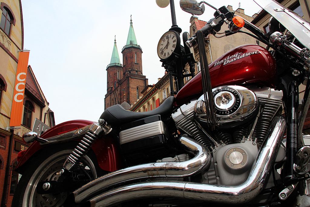Motocyklowe szaleństwo w Galerii Piastów