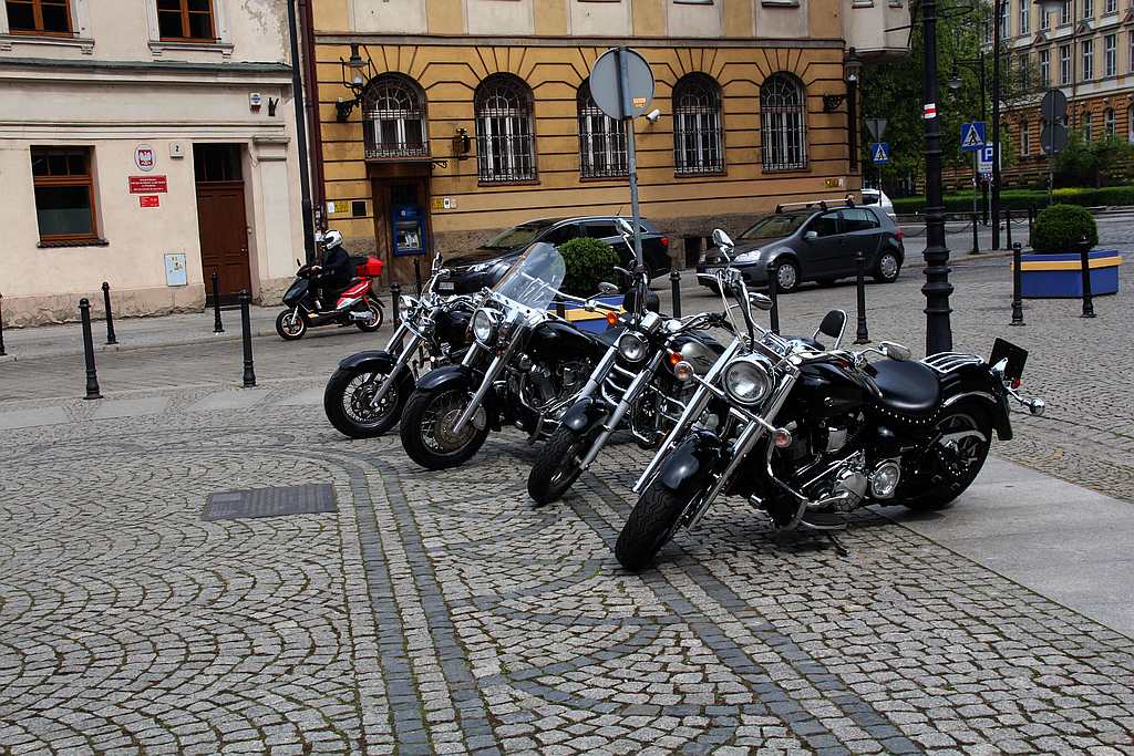 Motocyklowe szaleństwo w Galerii Piastów