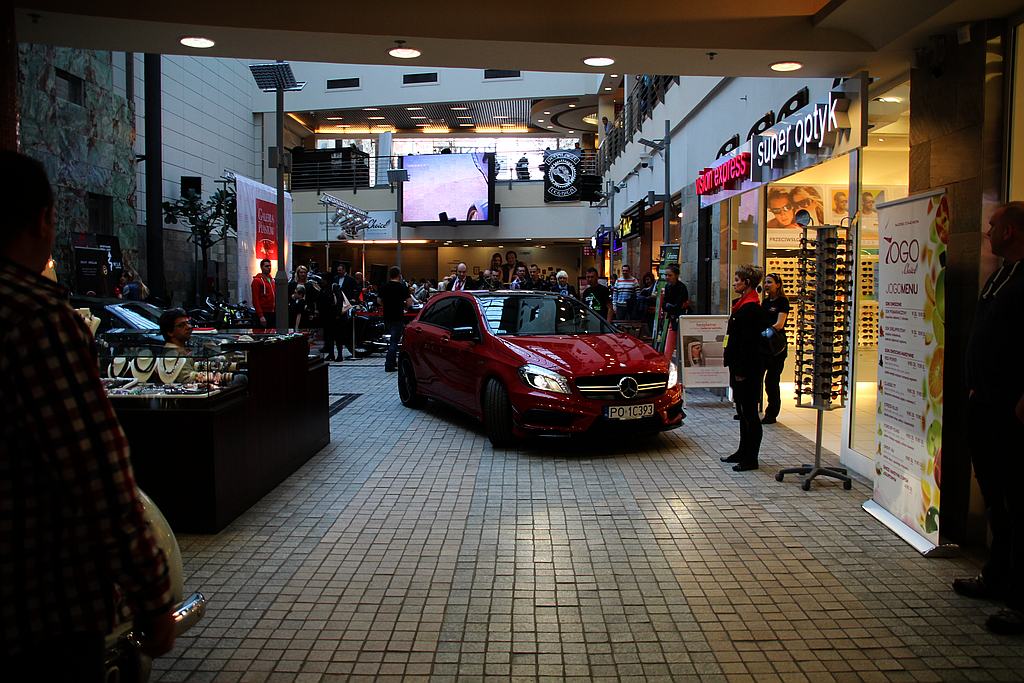 Motocyklowe szaleństwo w Galerii Piastów