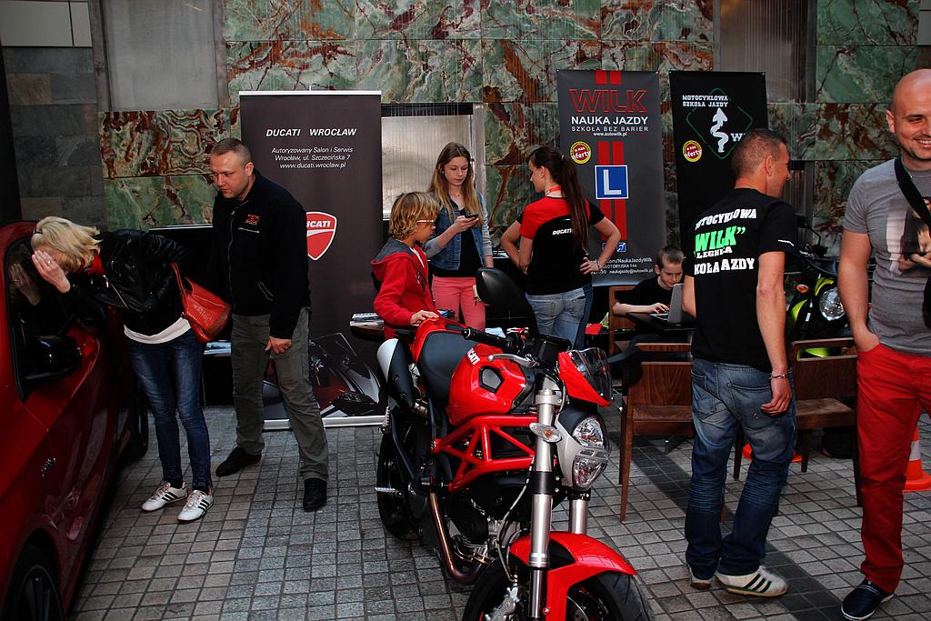 Motocyklowe szaleństwo w Galerii Piastów