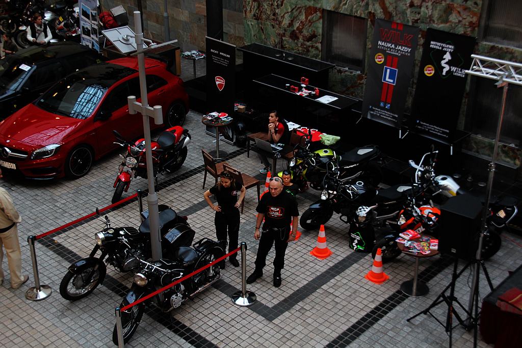 Motocyklowe szaleństwo w Galerii Piastów