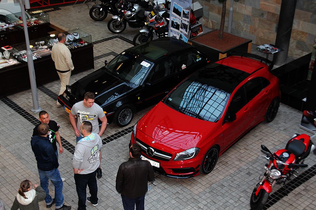 Motocyklowe szaleństwo w Galerii Piastów