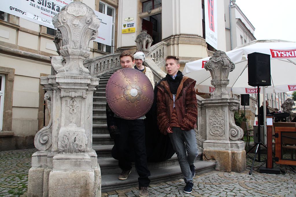 Pokaz Mody historycznej w Rynku