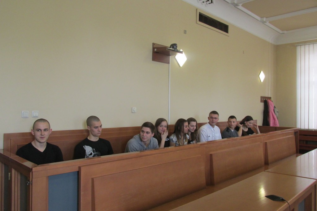 Pokazowa sprawa karna uczniów Ekonoma