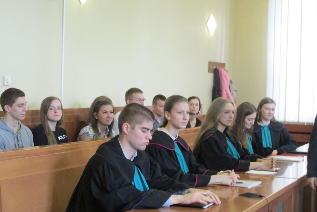 Pokazowa sprawa karna uczniów Ekonoma