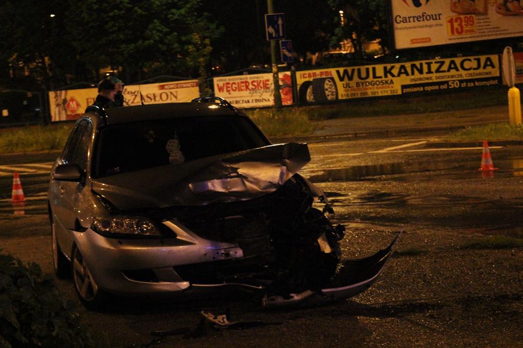 Wypadek na skrzyżowaniu Sikorskiego - Iwaszkiewicza
