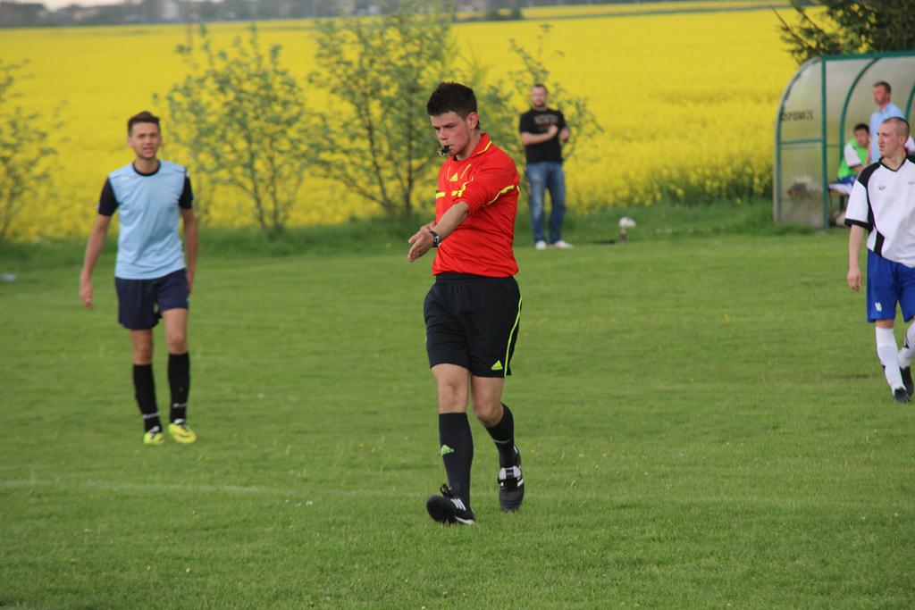 Klasa A: Albatros - Unia 2:0