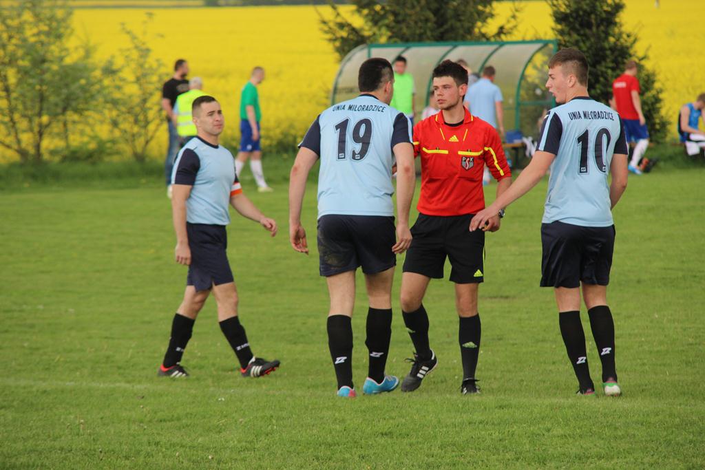Klasa A: Albatros - Unia 2:0