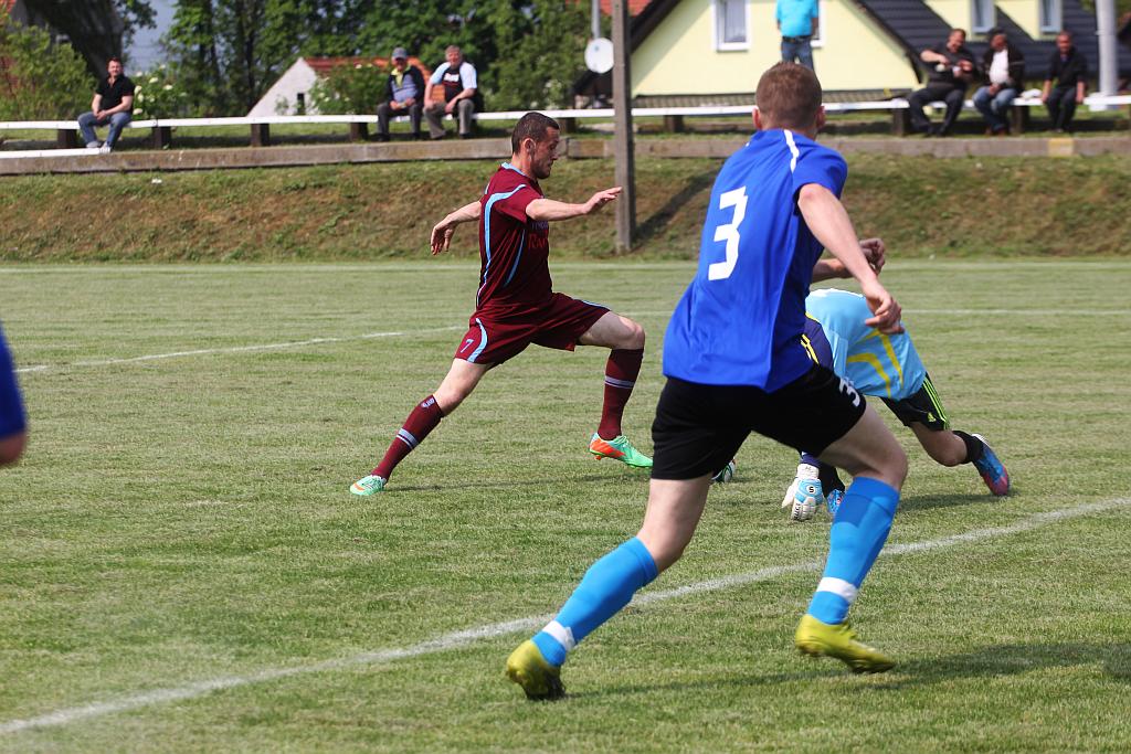 Klasa A: Dąb - Relaks 14:1