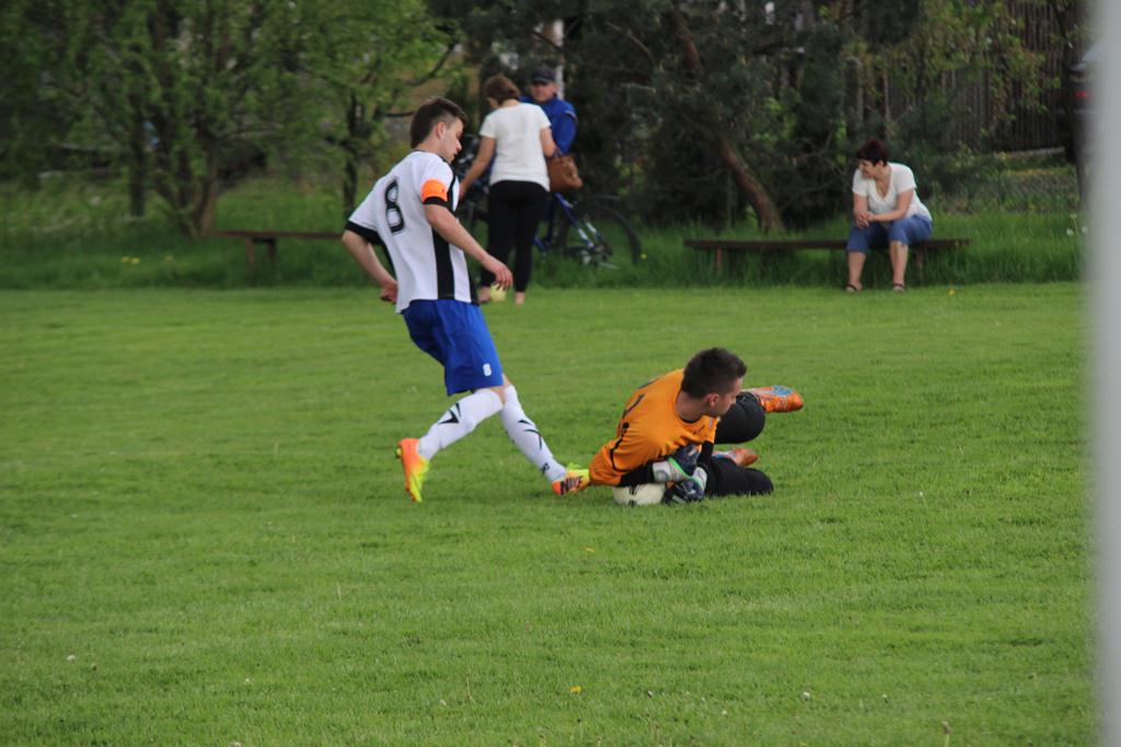 Klasa A: Albatros - Unia 2:0