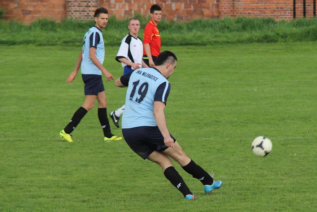 Klasa A: Albatros - Unia 2:0