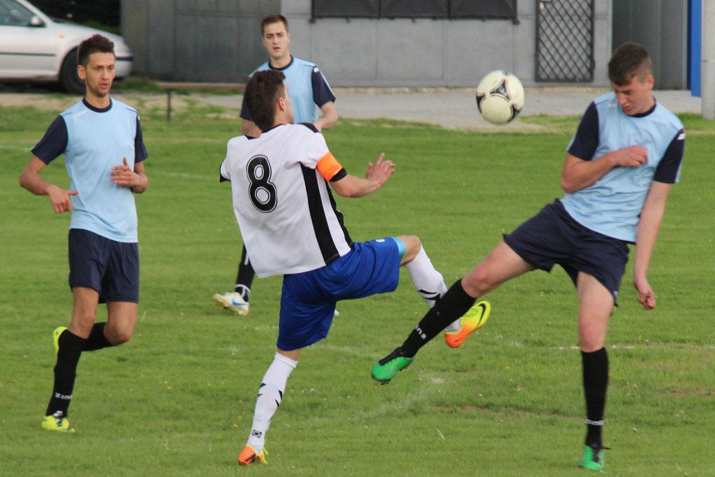 Klasa A: Albatros - Unia 2:0