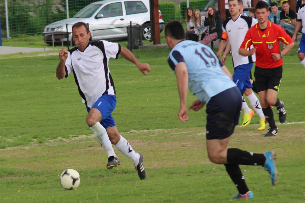 Klasa A: Albatros - Unia 2:0