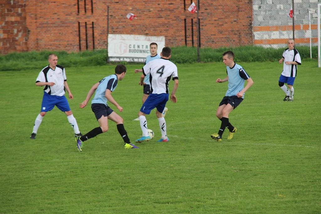 Klasa A: Albatros - Unia 2:0