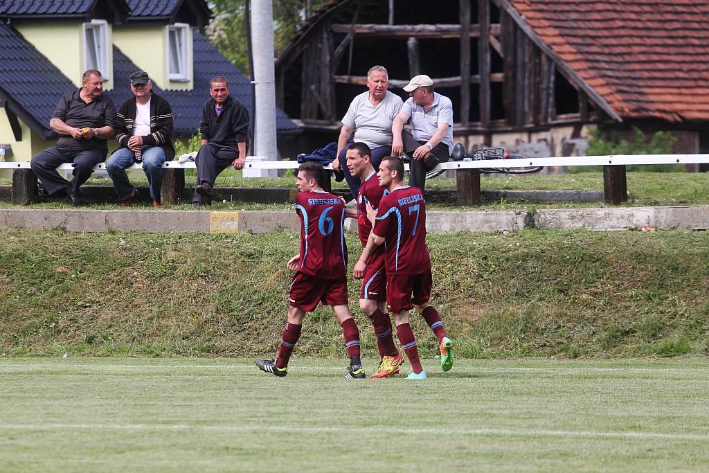 Klasa A: Dąb - Relaks 14:1