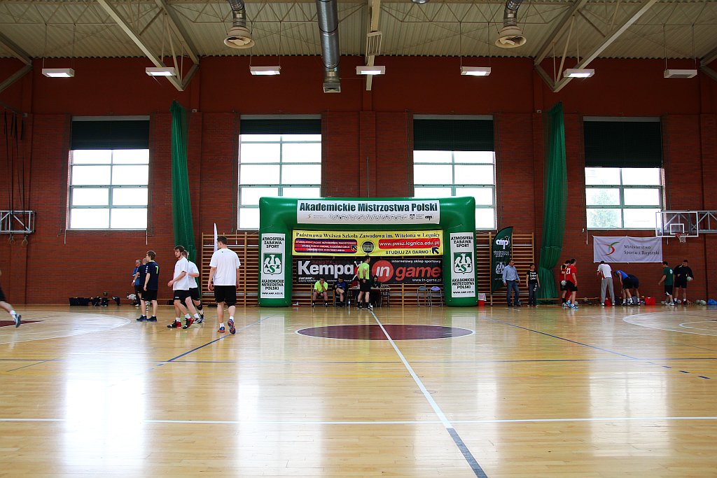 AMP: PWSZ Legnica - Uniwersytet Ekonomiczny Wrocław 21:35