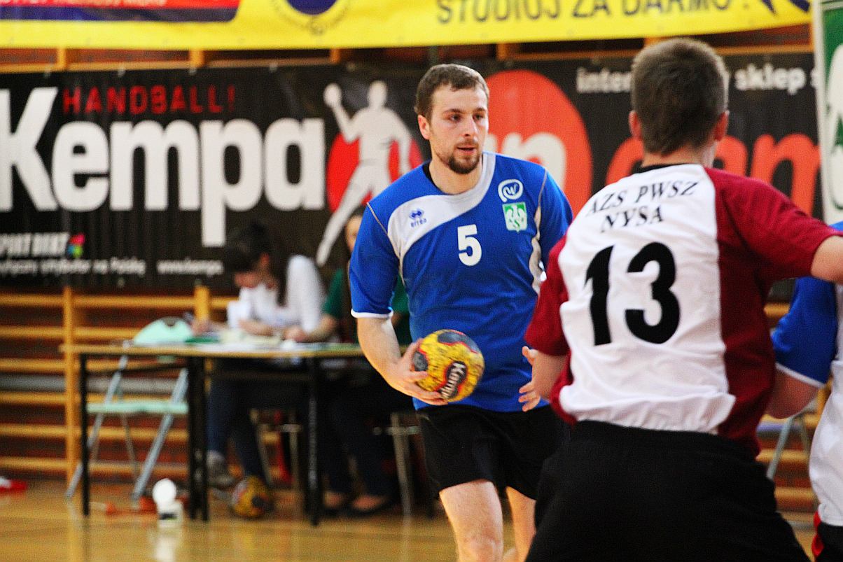 AMP: AZS PWSZ Legnica - AZS NYSA 28:29