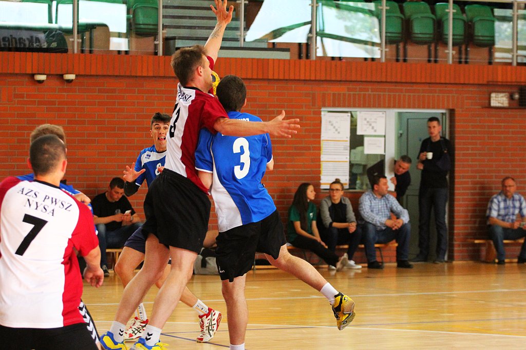 AMP: AZS PWSZ Legnica - AZS NYSA 28:29