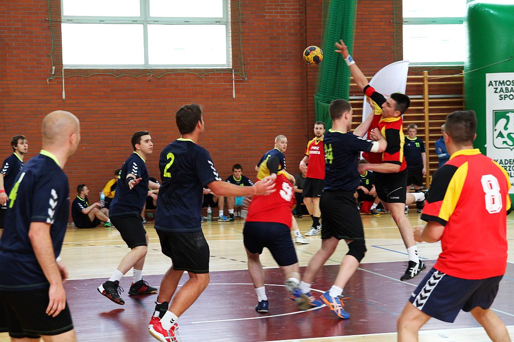 AMP: PWSZ Legnica - Uniwersytet Ekonomiczny Wrocław 21:35