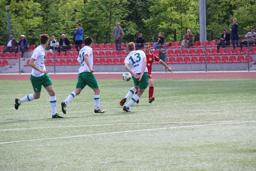 CLJ: Miedź Legnica - UKP Zielona Góra 2:2